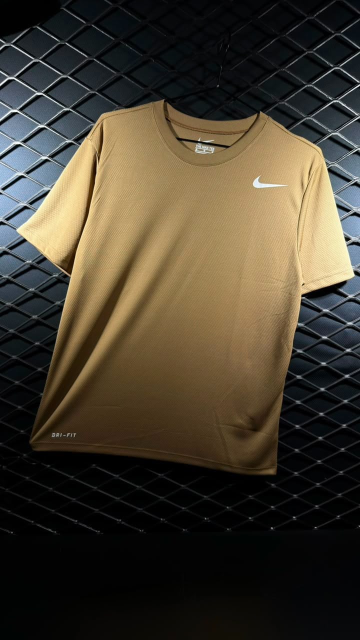 Camiseta Masculina Performance Dry Fit – Bege Areia